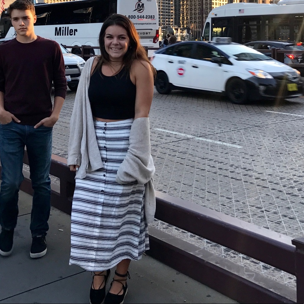 Black and white striped midi skirt w/pockets